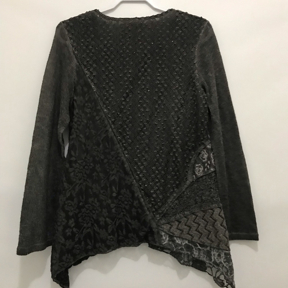 Vintage Concept Gray Patchwork Lace Long Sleeve T… - image 3